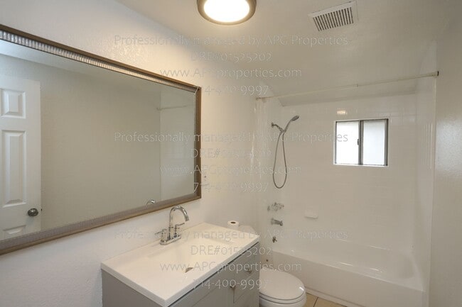 Building Photo - 12451 El Rancho Pl