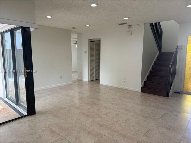 Building Photo - 15054 SW 127th Pl