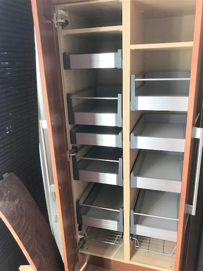 Building Photo - 24 Wyatt St