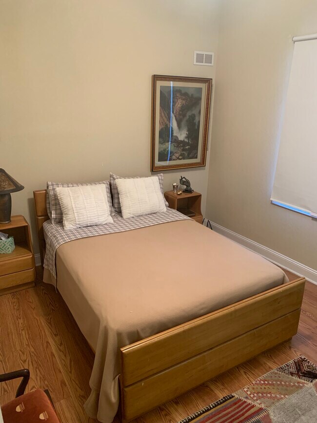 Building Photo - 3514 Brevard Rd