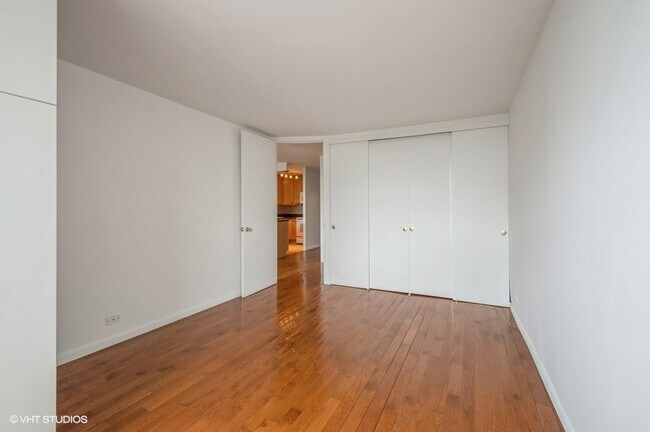 Building Photo - 720 W Gordon Terrace