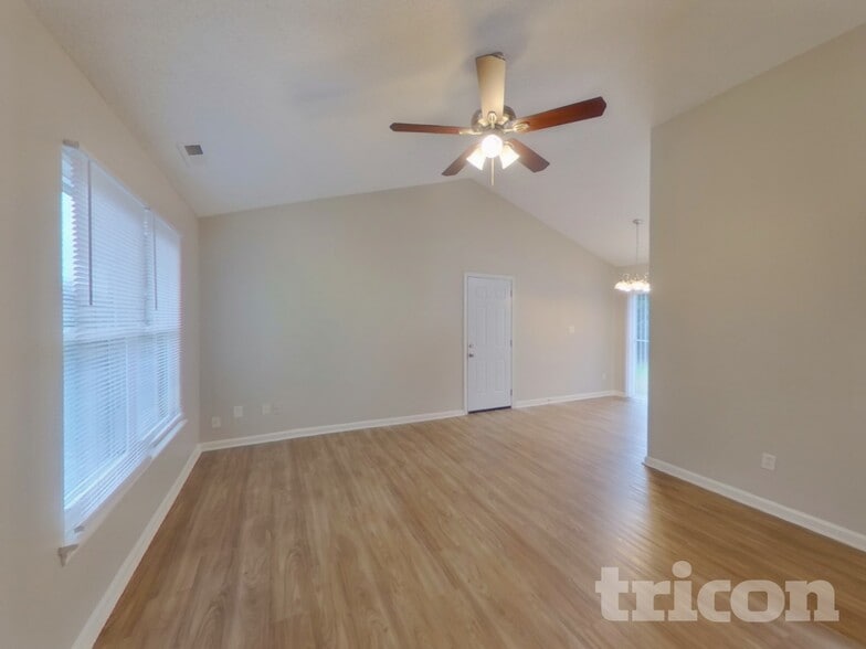 Building Photo - 4312 Windjammer Ct SW