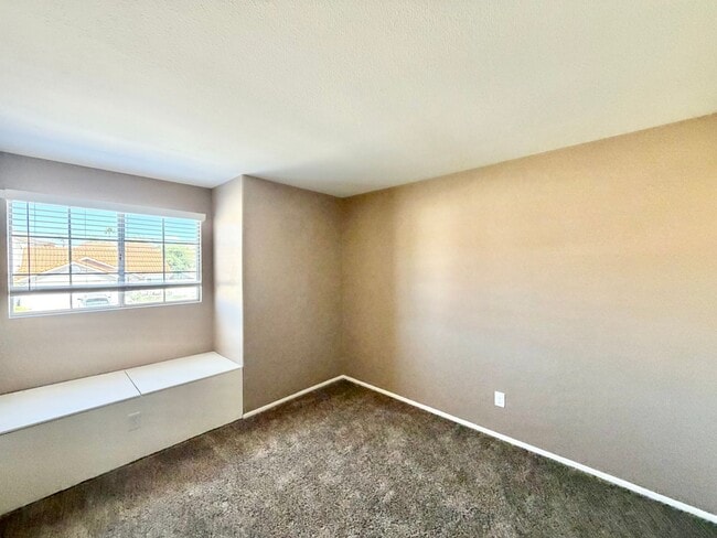 Building Photo - 36335 Grimaud Ct