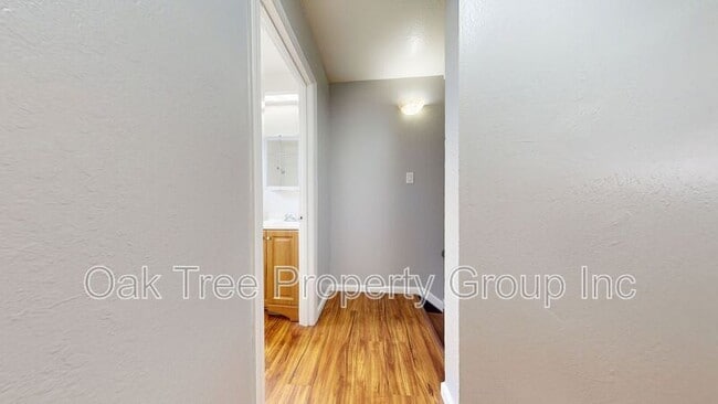 Building Photo - 623 F St