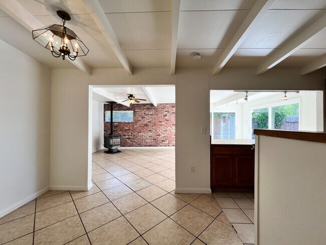 Building Photo - Renovated American Canyon Home Near Schools and Shopping Centers