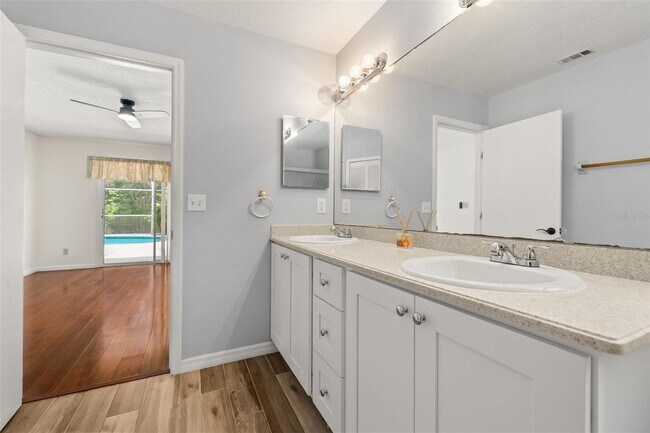 Building Photo - 14604 Quail Trail Cir