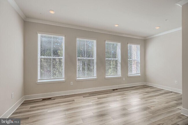 Building Photo - 11409 Starlight Pl