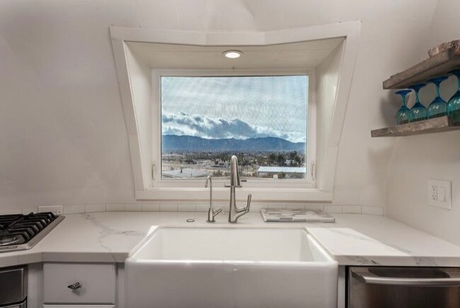 Building Photo - 53596 Kgkj Ranch Rd