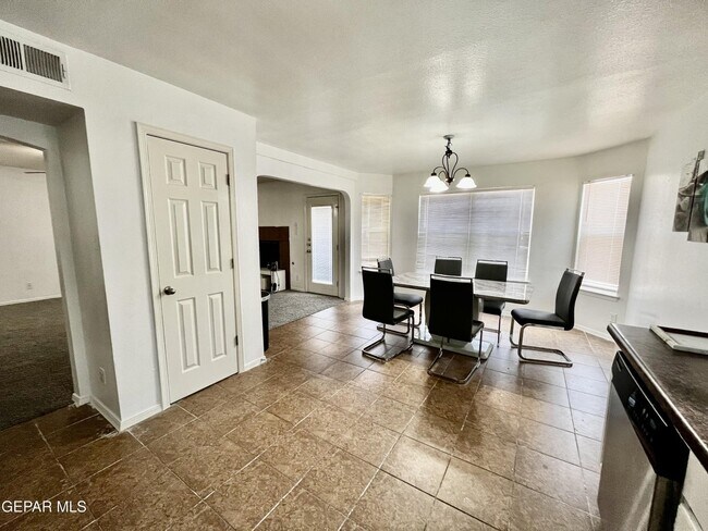 Building Photo - 12701 Francisco Paz Dr