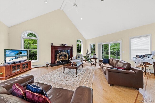 Building Photo - 20 Goshen Rd