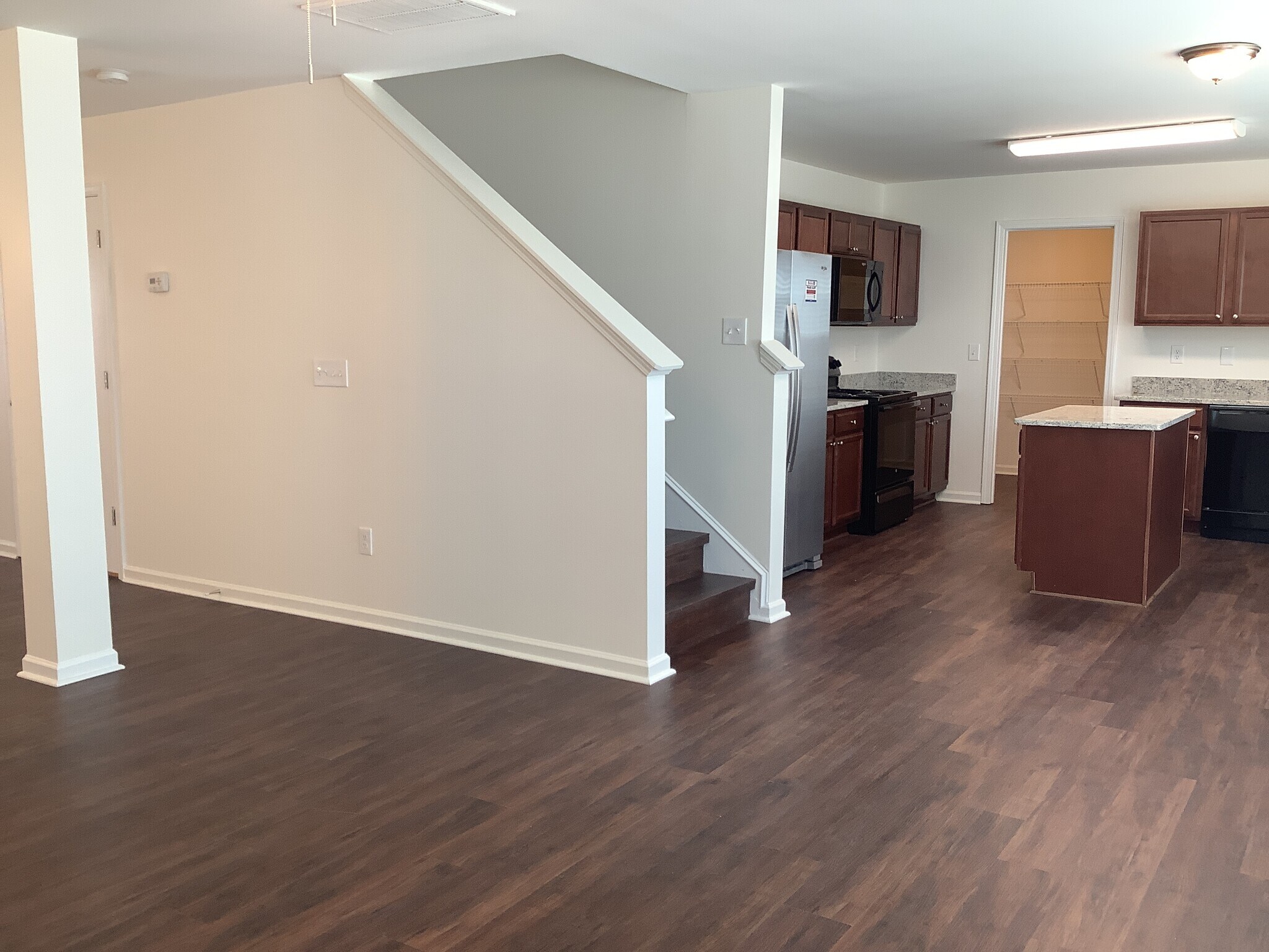 Building Photo - 36 Jones Creek Cir