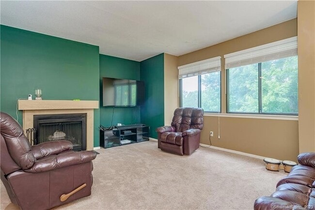 Building Photo - 128 Conestoga Way