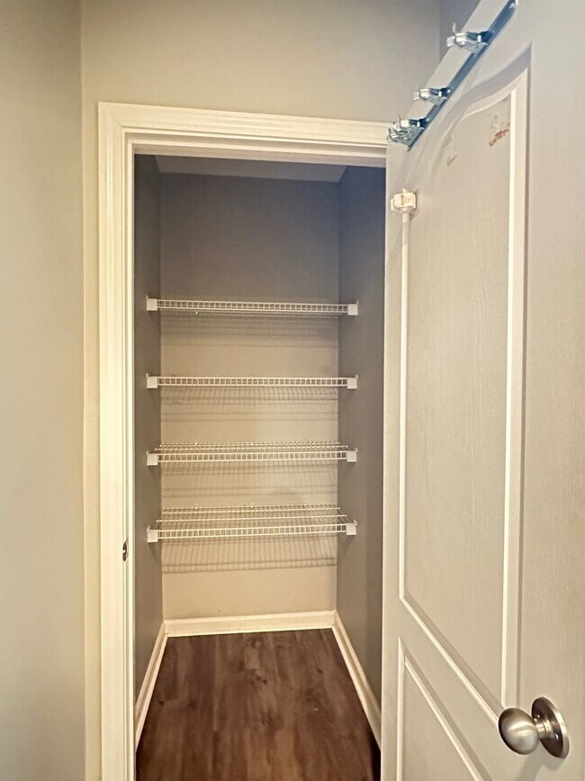 Building Photo - COMING SOON! Beautiful 3 Bed, 2.5 Bath Hom...