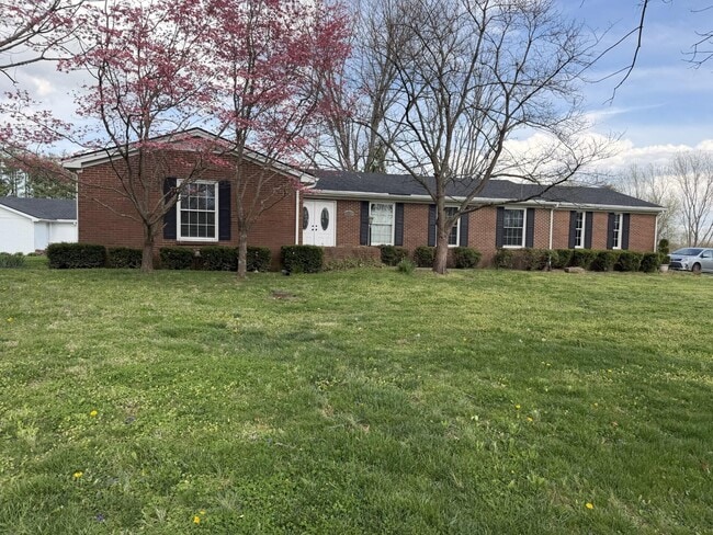 Building Photo - 110 Pineur Rd