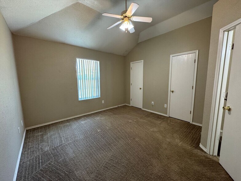 Building Photo - 4408 Abigail Dr
