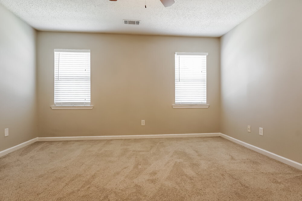 Building Photo - 175 Cedar Bend Dr