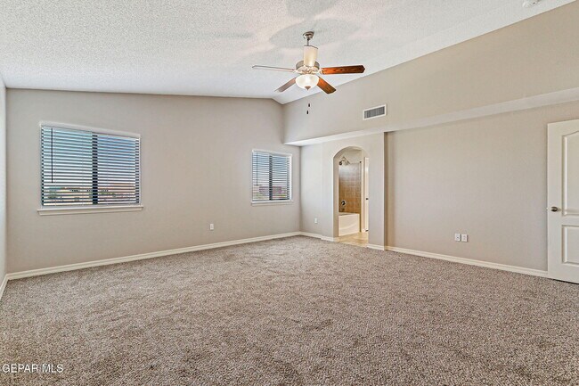 Building Photo - 14326 Smokey Point Dr