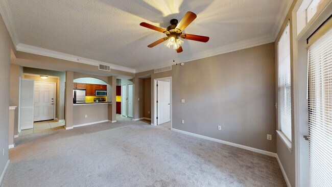 Building Photo - Nice condo for rent in the heart of the St...