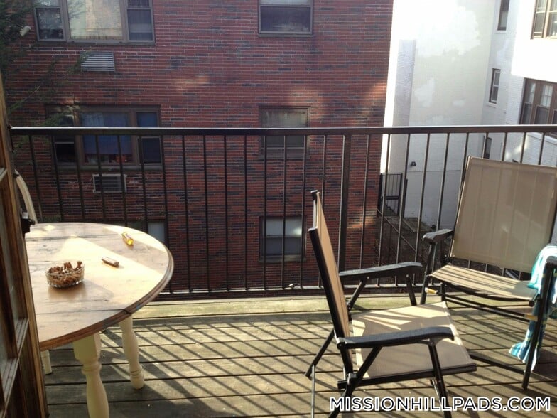 Building Photo - 71 S Huntington Ave