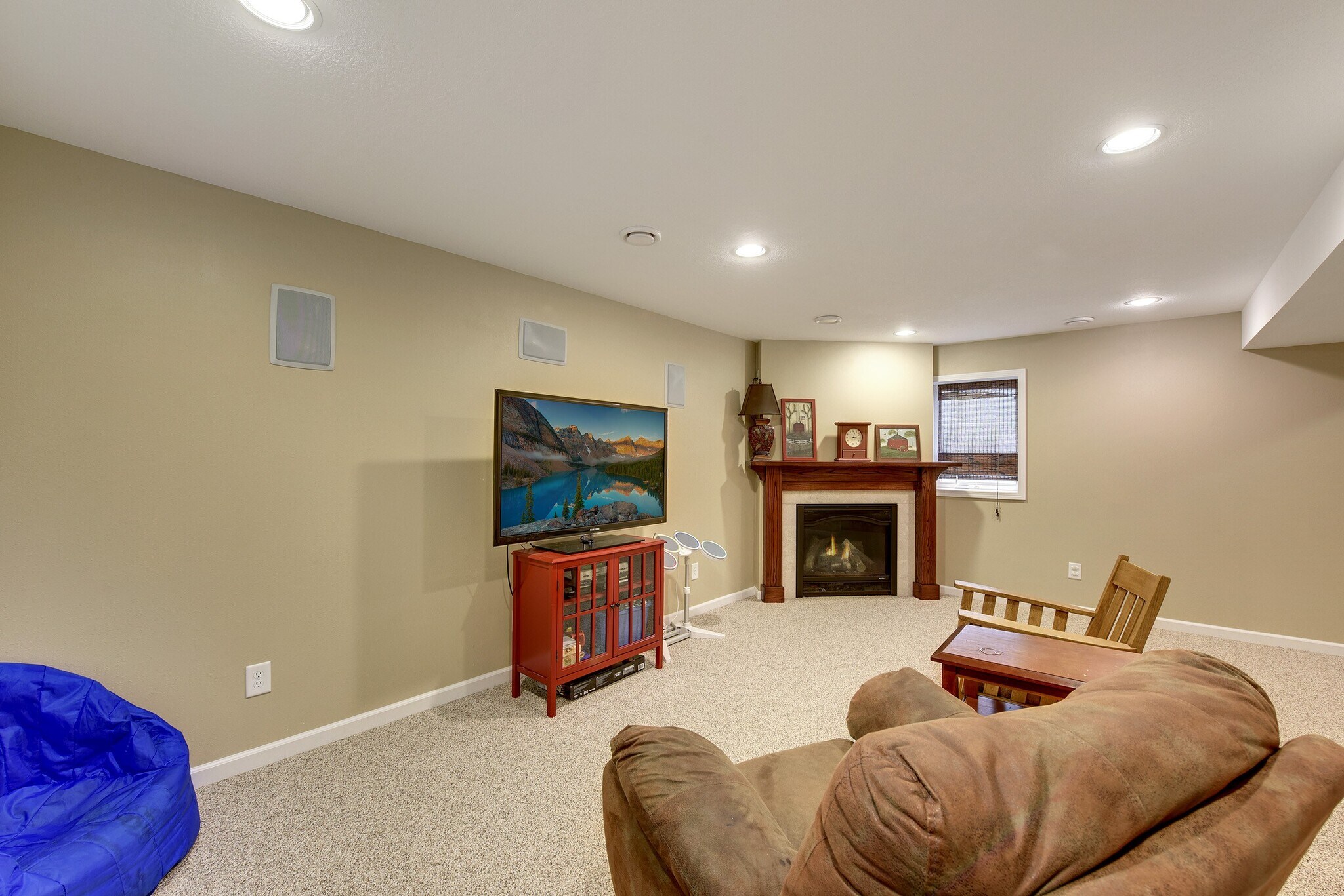 Building Photo - 1187 Blackhawk Dr SW