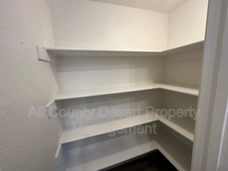 Building Photo - 74621 Shadow Hills Rd