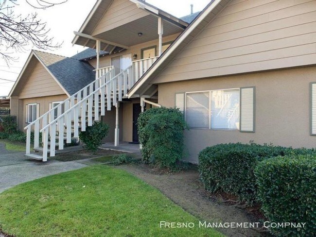 Building Photo - 2 bedroom in Fresno CA 93726