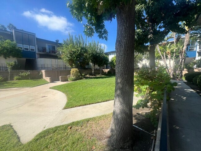Building Photo - 6301 Coldwater Canyon Ave