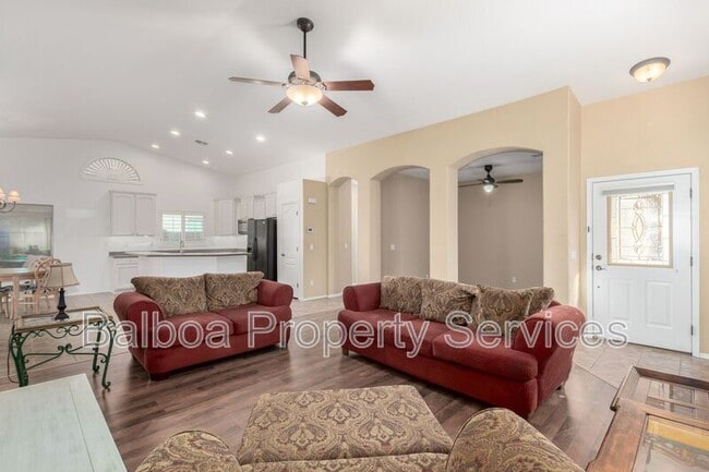 Building Photo - 44087 Granite Dr
