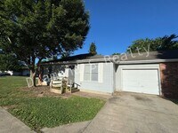Building Photo - 1505 W Rainey St