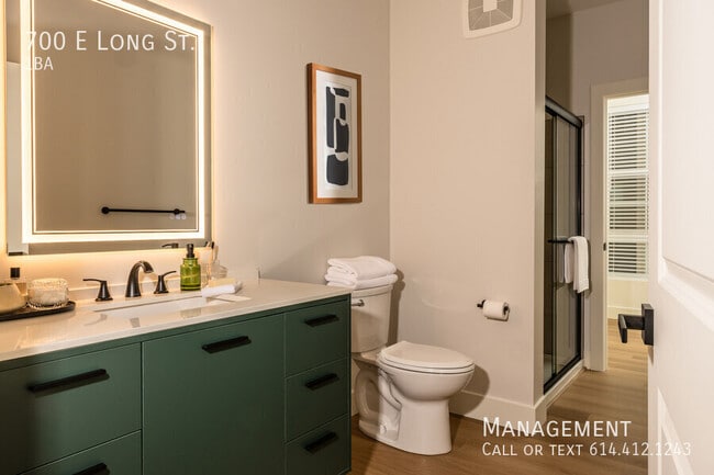 Building Photo - 700 E Long St