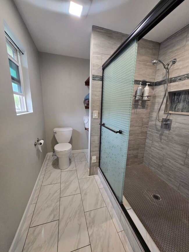 Building Photo - Fully  Furnished FLETC Rental Roswell, NM