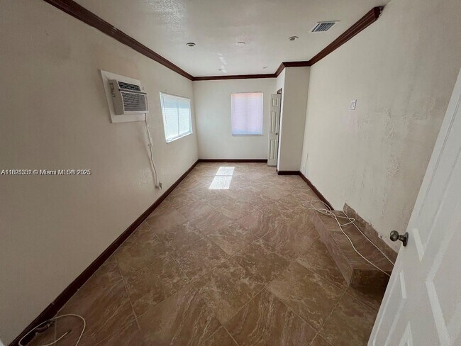 Building Photo - 2510 Wiley St
