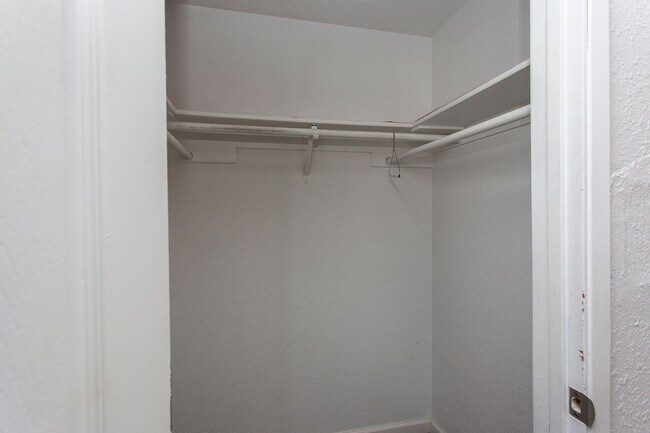 Building Photo - JM-Cram***