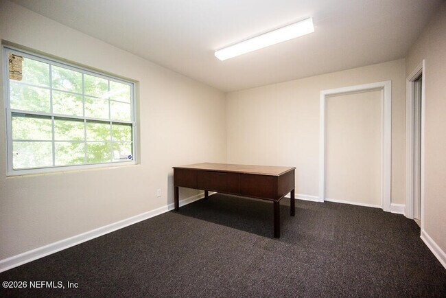 Building Photo - 1794 Rogero Rd