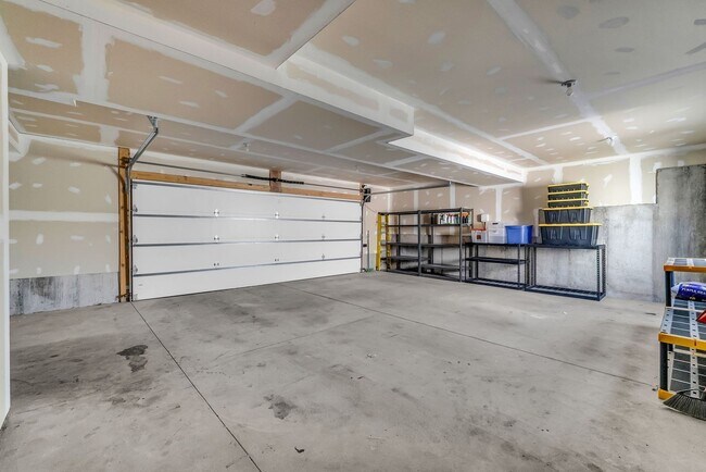 Building Photo - 1133 E 3150 N