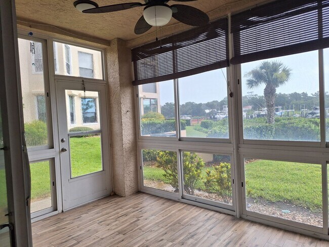 Building Photo - 3BR 2BA BOUCHELLE ISLAND GROUND FLOOR COND...