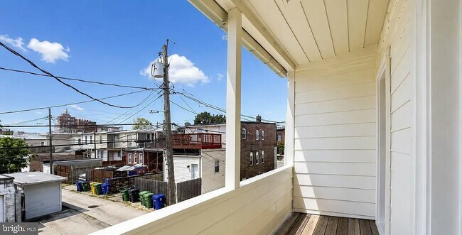 Building Photo - 3815 Foster Ave