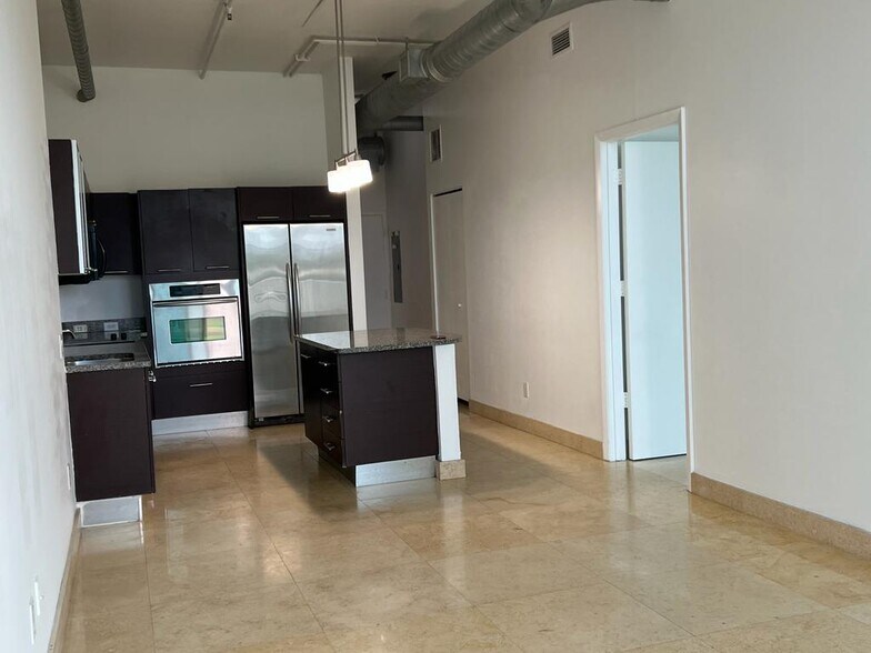 Kitchen - 3029 NE 188th St