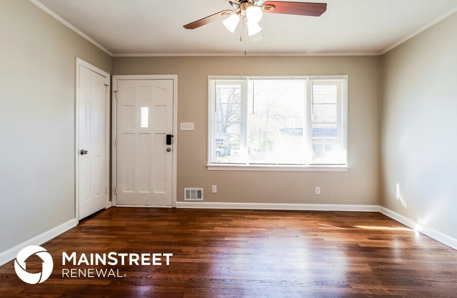 Building Photo - 131 Mears St