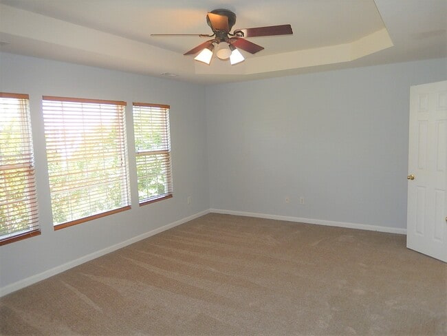 Building Photo - 304 Millicent Way