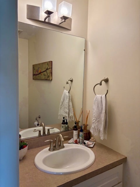 Half bath - 22 Cormorant Pl
