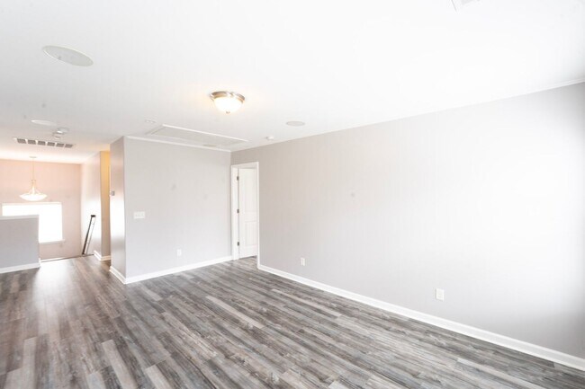 Building Photo - Coming Available!