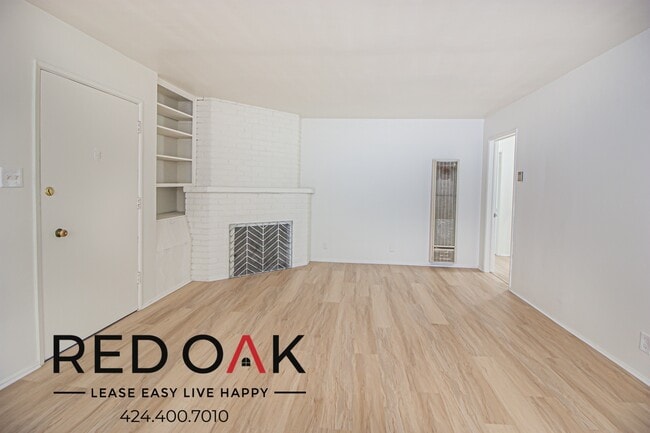 Building Photo - 854 5th St