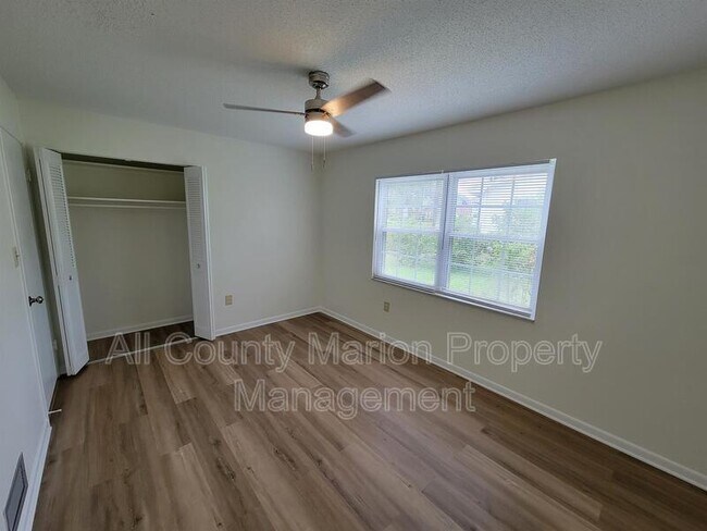 Building Photo - 1511 SE 40th Ct