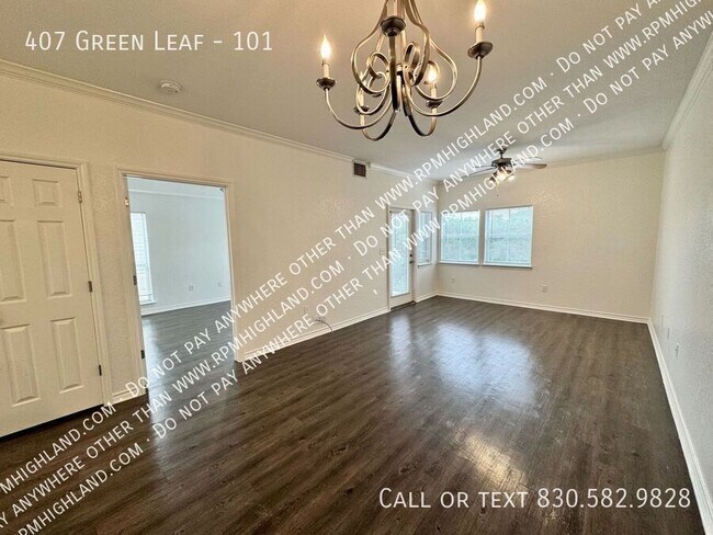 Building Photo - 407 Green Leaf