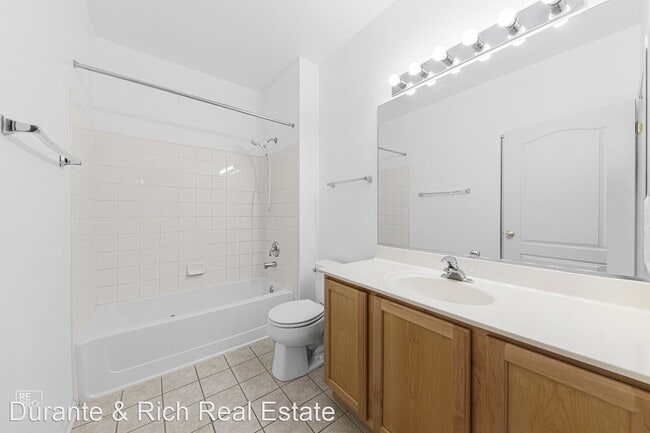 Building Photo - 2853 Falling Waters Dr