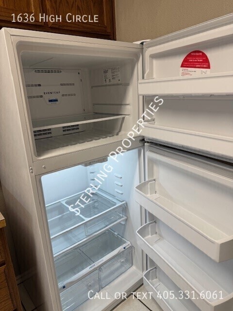 Building Photo - 1636 High Cir