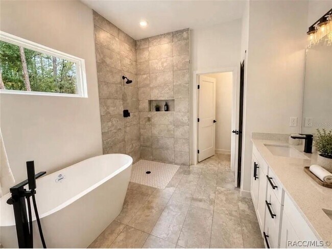 Building Photo - 9509 N Old Mill Way