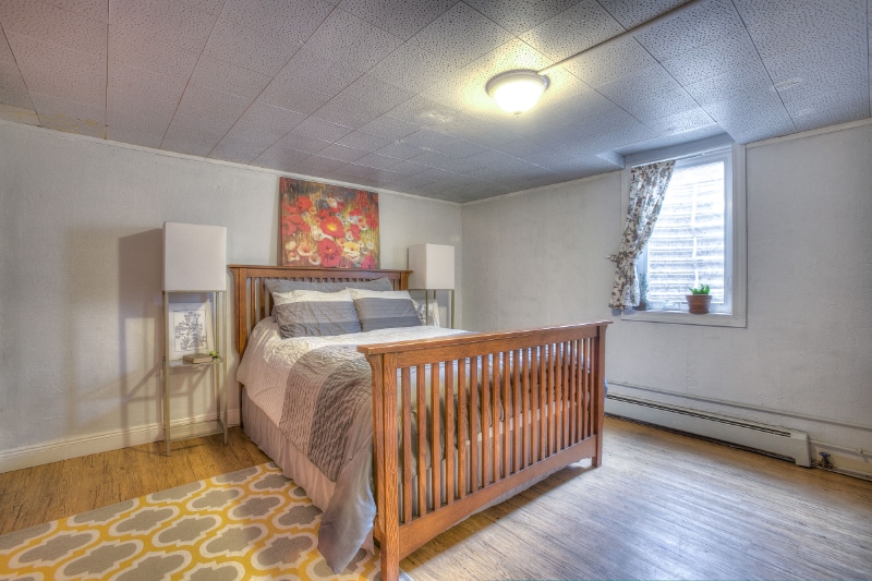 Building Photo - 401.5 Lilac Ln