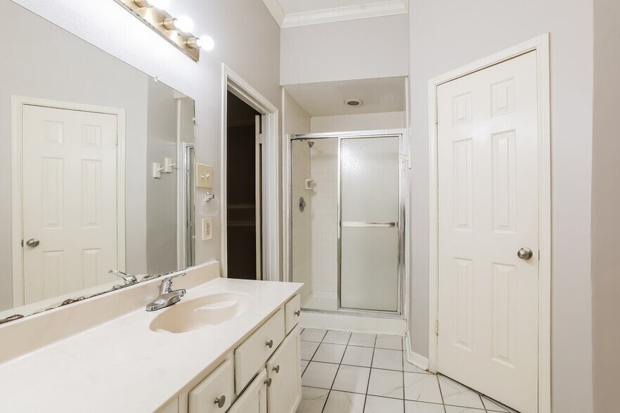 Building Photo - 3818 Beckett Ridge Dr